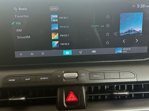 Used 2025 Kia K4 LXS image 21