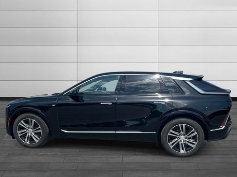 Certified 2024 Cadillac Lyriq Luxury w/ LPO, Floor Liner Package AWD/4WD image 2