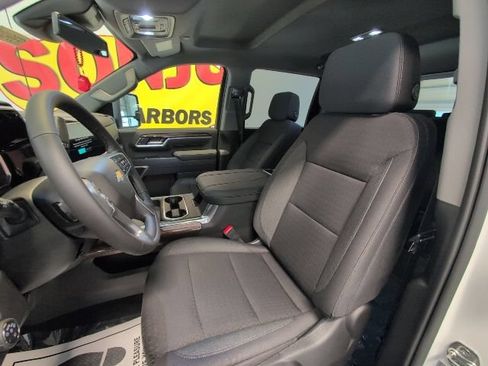 New 2026 Chevrolet Silverado 3500 LT w/ All Star Edition AWD/4WD image 12