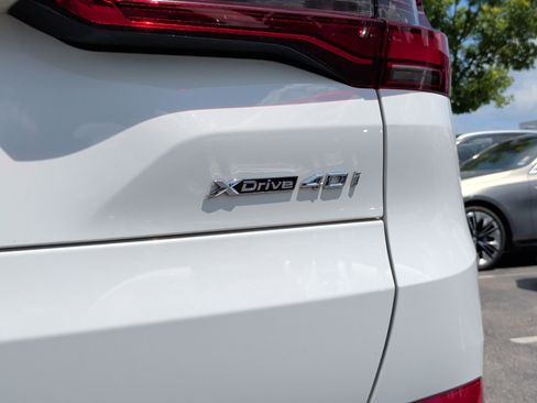 Used 2020 BMW X5 xDrive40i w/ Premium Package AWD/4WD image 11