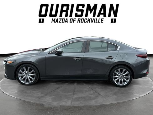 Used 2023 MAZDA MAZDA3 s FWD image 3