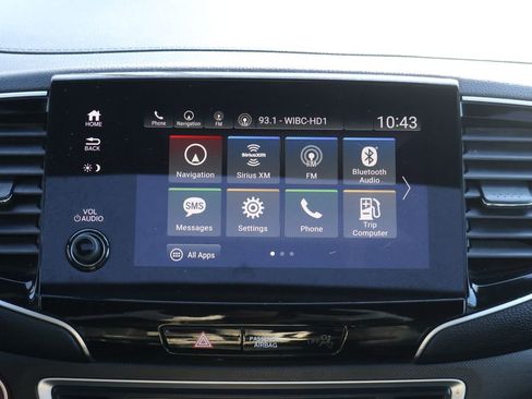 Used 2022 Honda Pilot TrailSport image 15