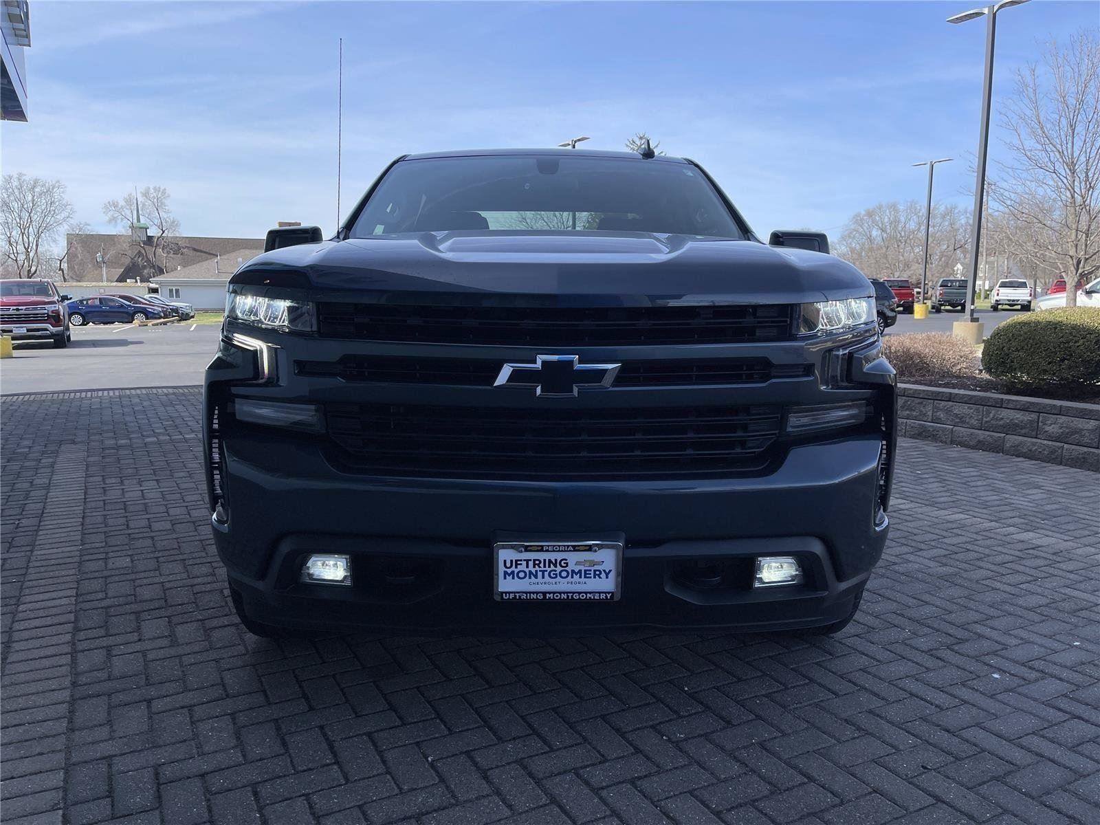 Used 2022 Chevrolet Silverado 1500 RST w/ LPO, Blackout Package AWD/4WD image 8
