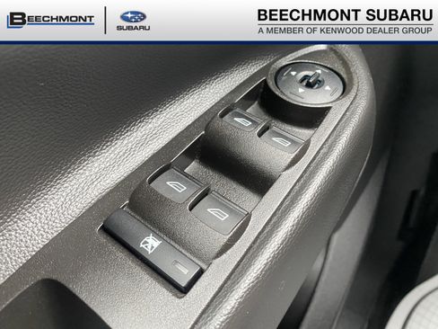 Used 2017 Ford Escape SE image 15