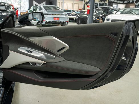Used 2023 Chevrolet Corvette Stingray Premium Cpe w/ Z51 Performance Package RWD image 39