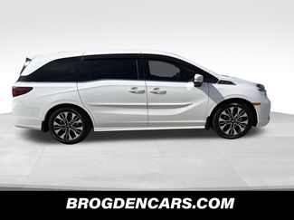 Used 2025 Honda Odyssey Elite video 2