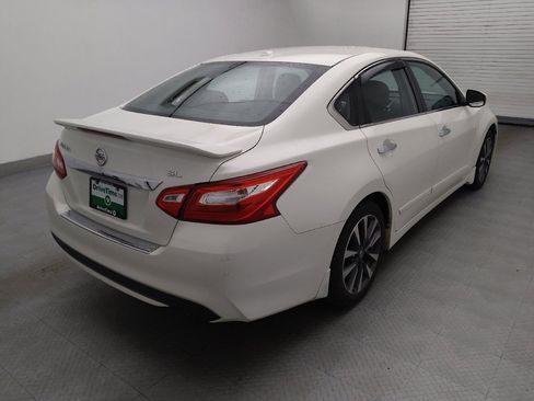 Used 2017 Nissan Altima 2.5 SL w/ 2.5 Technology Package image 9
