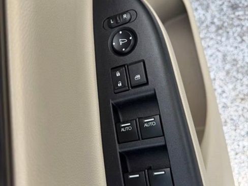 Used 2016 Honda Accord EX-L image 17