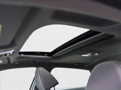 New 2025 Hyundai Elantra SEL image 21