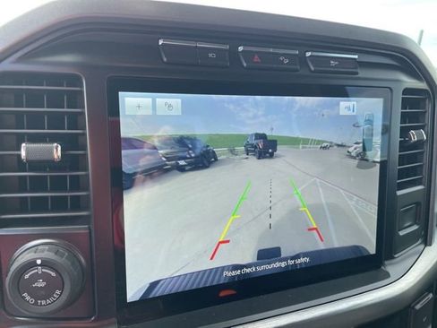 Used 2022 Ford F150 Lariat w/ FX4 Off-Road Package image 16