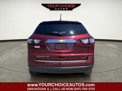 Used 2017 Chevrolet Traverse LT w/ Style and Technology Package AWD/4WD image 4