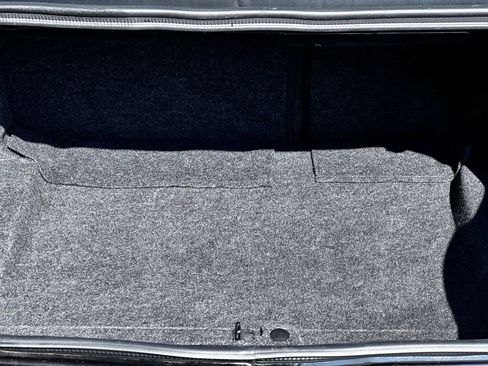 Used 2023 Dodge Challenger SXT image 27