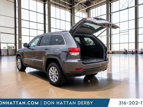 Used 2021 Jeep Grand Cherokee Laredo AWD/4WD image 28