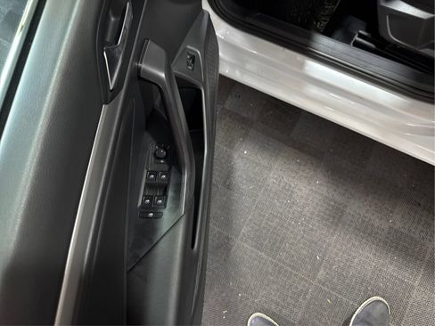 Used 2019 Volkswagen Jetta SE FWD image 28