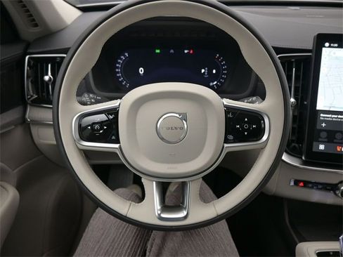 New 2026 Volvo XC90 B6 Ultra image 24