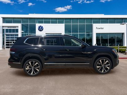 New 2026 Volkswagen Atlas SEL Premium R-Line