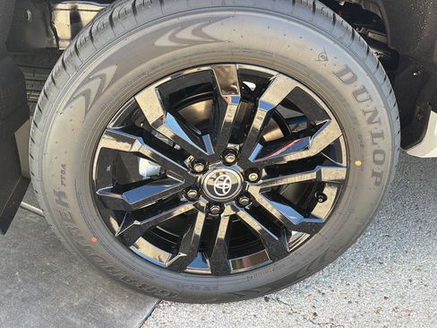 New 2026 Toyota 4Runner 4WD image 9