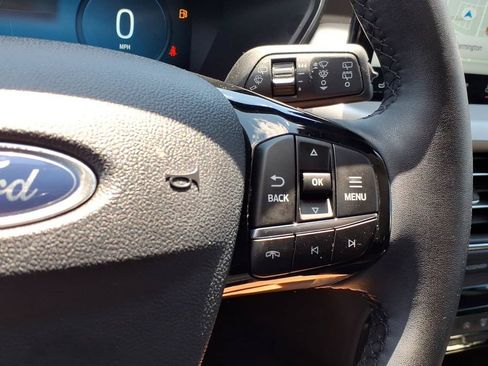 Used 2023 Ford Escape Platinum AWD/4WD image 21