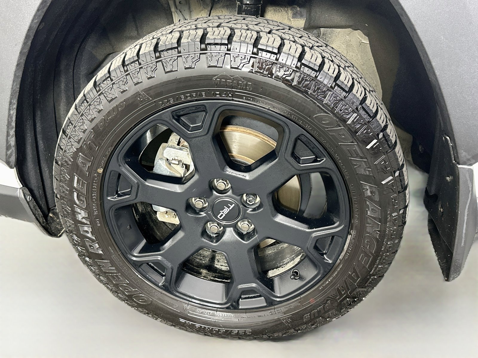 Certified 2023 Toyota RAV4 TRD Off-Road w/ TRD Off-Road Weather Package AWD/4WD image 32