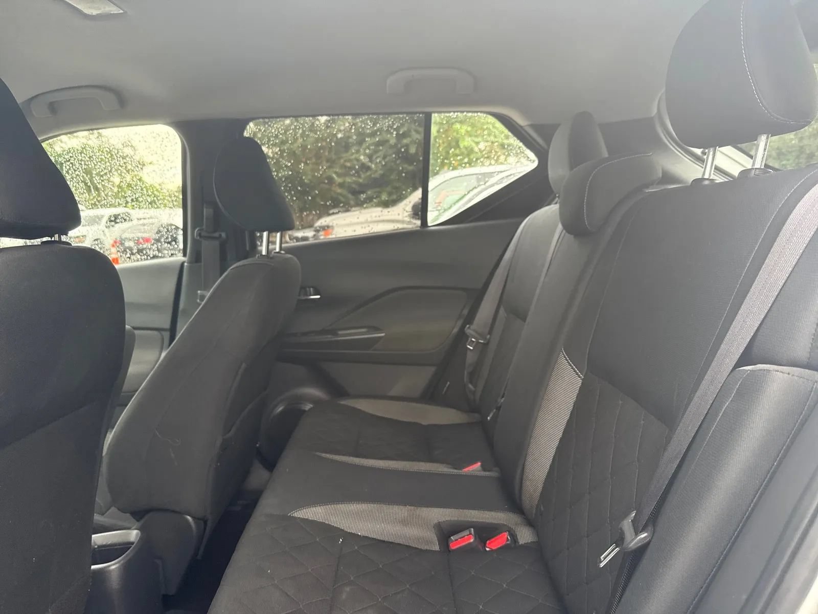Used 2020 Nissan Kicks SV FWD image 12