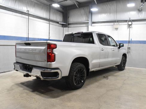 Used 2020 Chevrolet Silverado 1500 LT AWD/4WD image 27