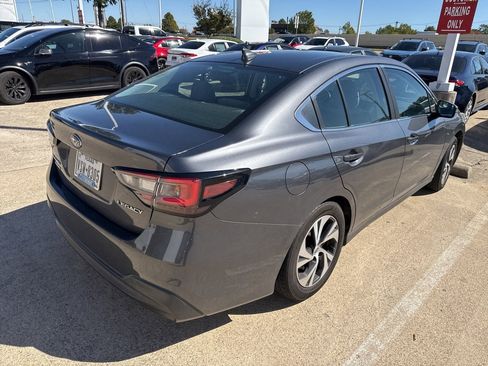 Used 2022 Subaru Legacy Premium image 3