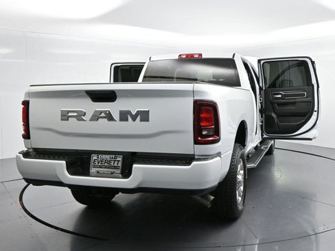 Used 2025 RAM 2500 Big Horn AWD/4WD image 46