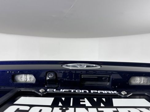 Used 2019 Toyota RAV4 XLE image 16