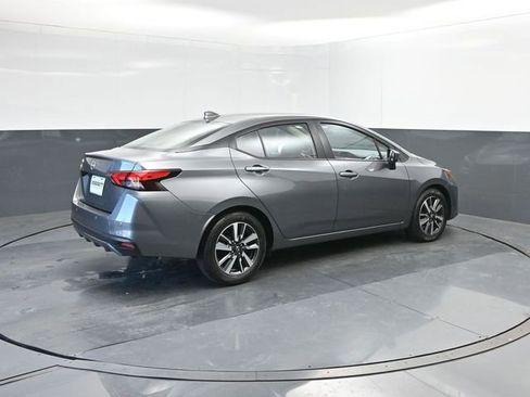 Used 2025 Nissan Versa SV image 15