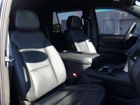 Certified 2021 Chevrolet Tahoe Z71 w/ Luxury Package image 21