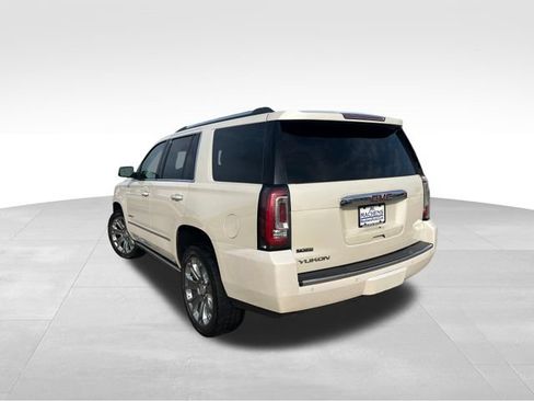 Used 2015 GMC Yukon Denali w/ Premium Package AWD/4WD image 5