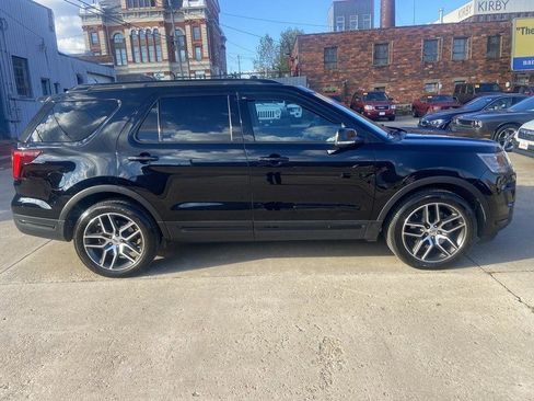 Used 2018 Ford Explorer Sport w/ Equipment Group 401A image 10