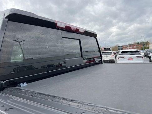 Used 2022 Chevrolet Silverado 3500 High Country image 23