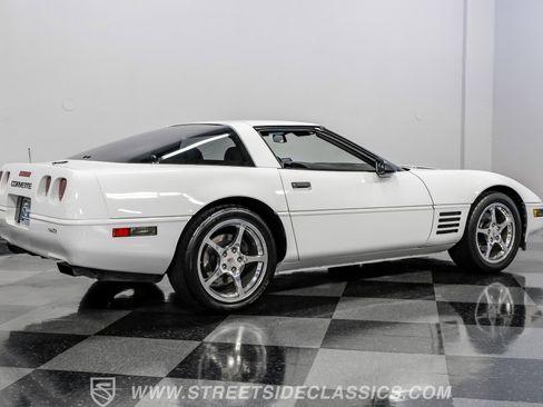Used 1994 Chevrolet Corvette Coupe image 12