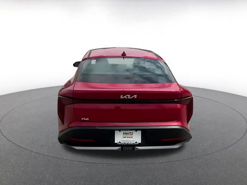 Used 2025 Kia K4 LXS image 12