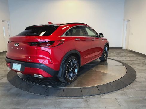 New 2025 INFINITI QX55 Essential image 8