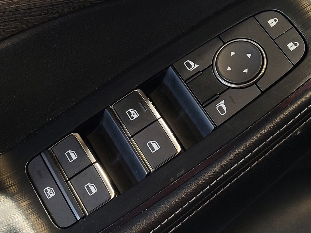 Used 2021 Nissan Rogue SV FWD image 27
