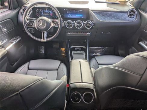 Certified 2025 Mercedes-Benz GLA 250 image 14