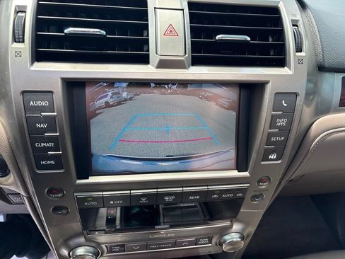Used 2016 Lexus GX 460 w/ Premium Package AWD/4WD image 15