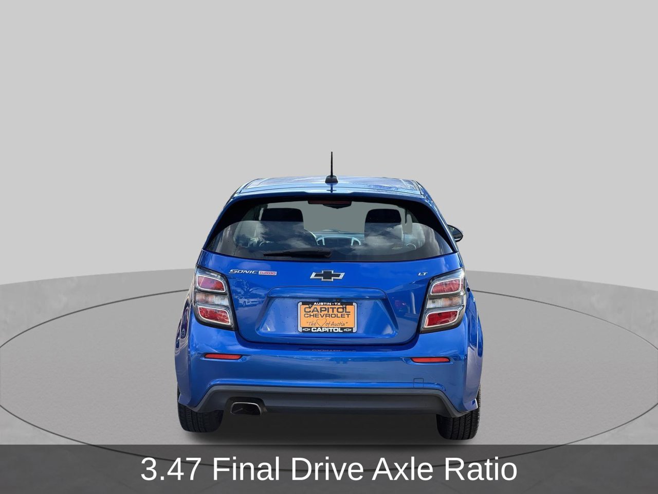 Used 2018 Chevrolet Sonic LT FWD image 4