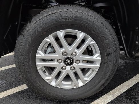 New 2026 Toyota Tundra SR5 image 6