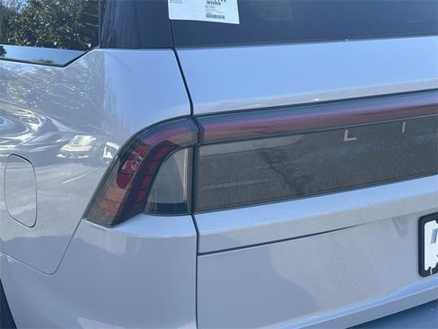 New 2025 Lincoln Navigator Reserve w/ Jet Appearance Package image 11