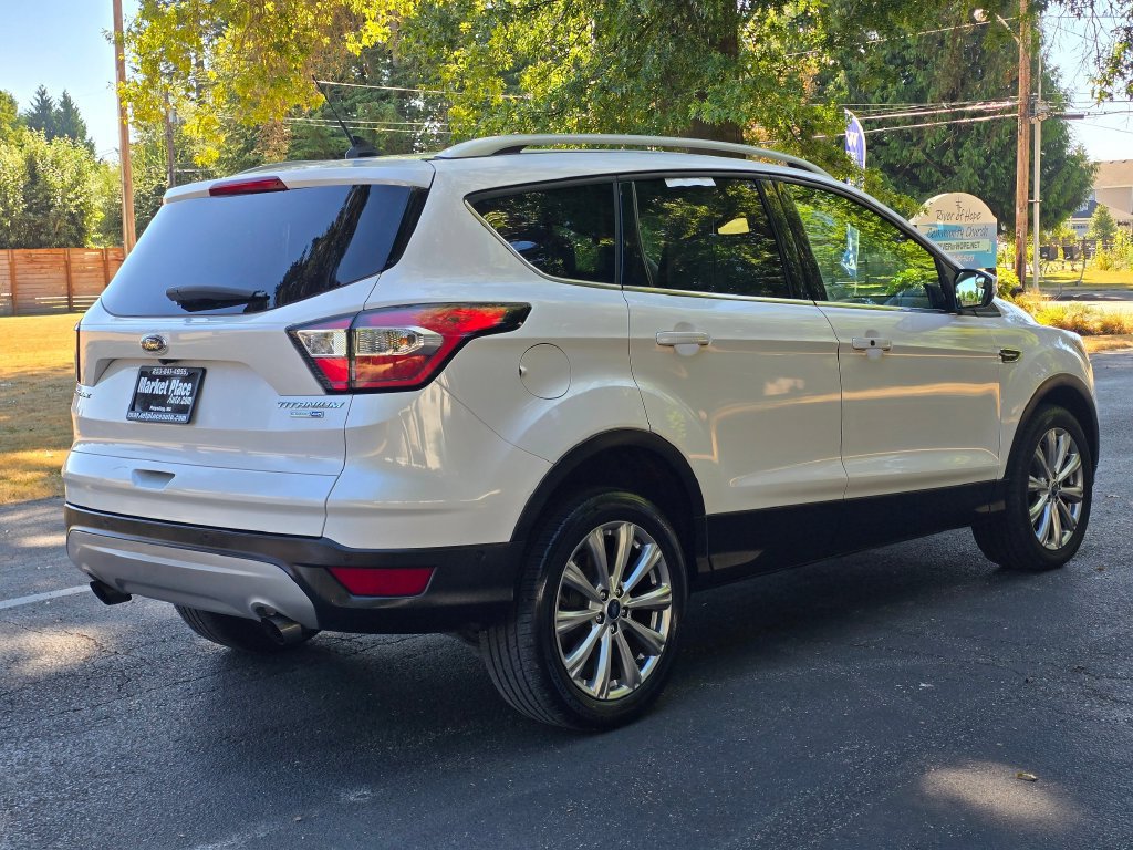 Used 2018 Ford Escape Titanium AWD/4WD image 6