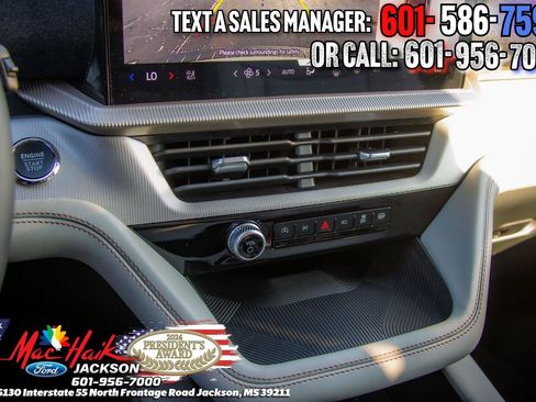 New 2026 Ford Explorer Active w/ Active Comfort Package RWD image 17
