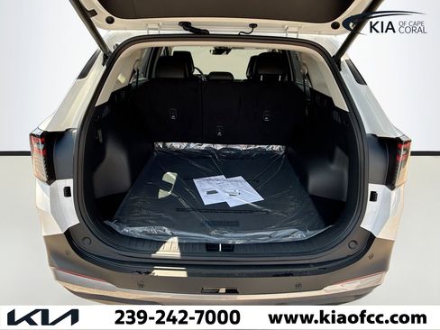 New 2026 Kia Sportage EX image 12