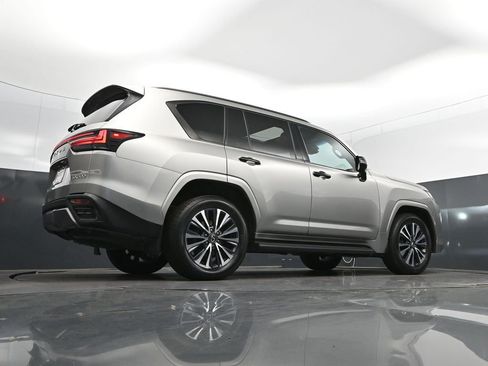 Used 2023 Lexus LX 600 4WD w/ Appearance Package image 45
