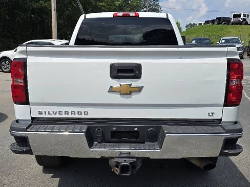 Used 2018 Chevrolet Silverado 2500 LT AWD/4WD image 6