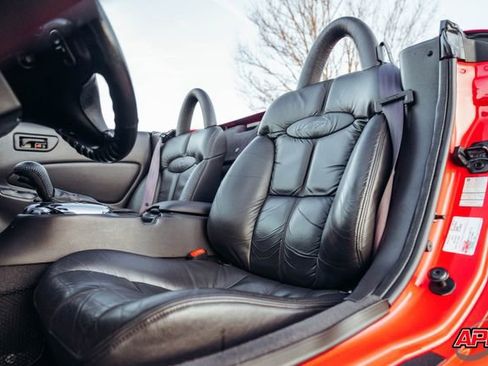 Used 2000 Plymouth Prowler image 4