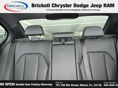 Used 2025 BMW 330i xDrive Sedan AWD/4WD image 39