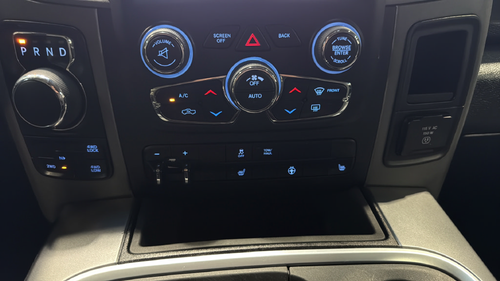 Used 2023 RAM 1500 Express w/ Wheel & Sound Group AWD/4WD image 31